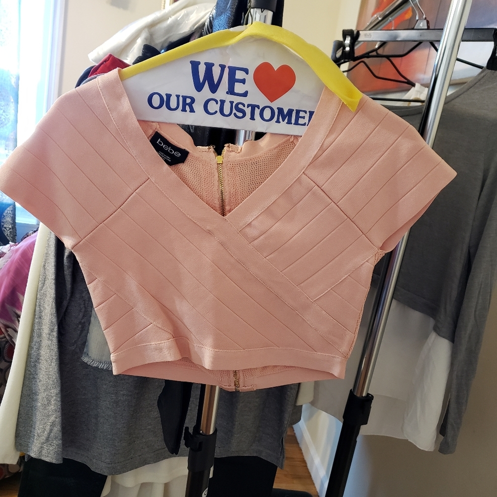 Clothes - Picture 7 of 16